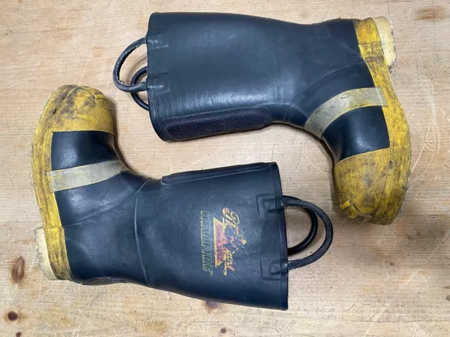 Thorogood Hellfire 2013 Men's 9 Wide Structural Firefighting Boots 807-6003