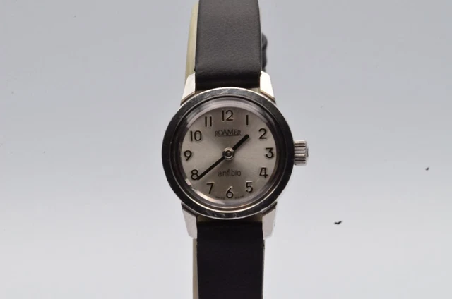 Montre Bracelet Femme Elves à Remontoir - Acier Antichoc - Occasion Très Bon état