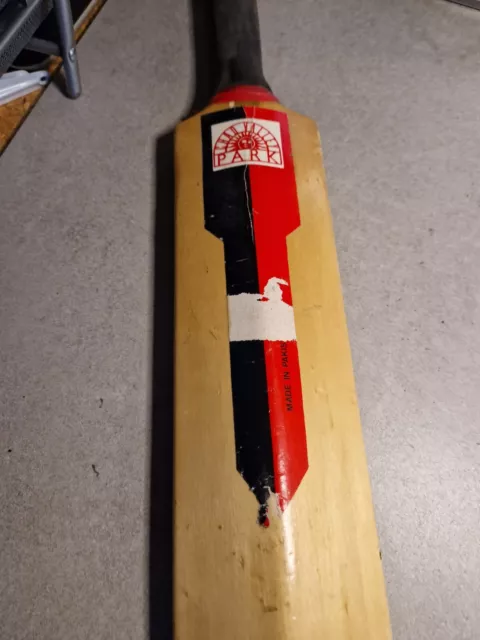 Park Size 3 Cricket Bat 73cm Long. Hand Made