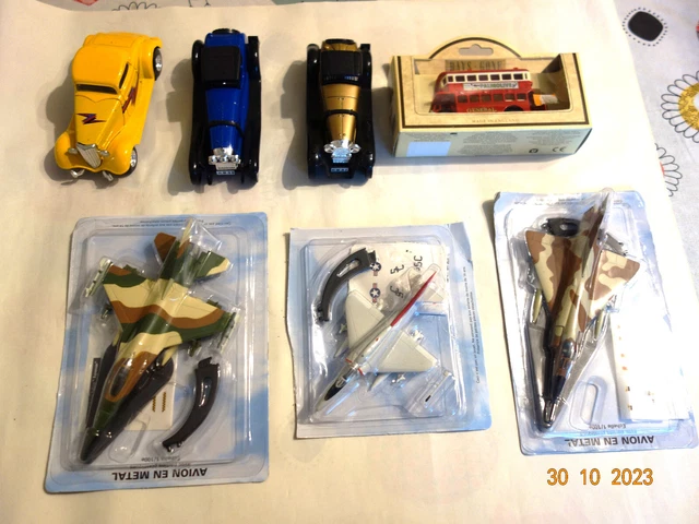 Jouets d'Avion pour Enfants, Action Bump and Go, Avion Jouet pour Tout-Petits avec Lumières DEL Clignotantes et Sons pour Garçons et Filles de 3 à 12 Ans (Airbus A380
