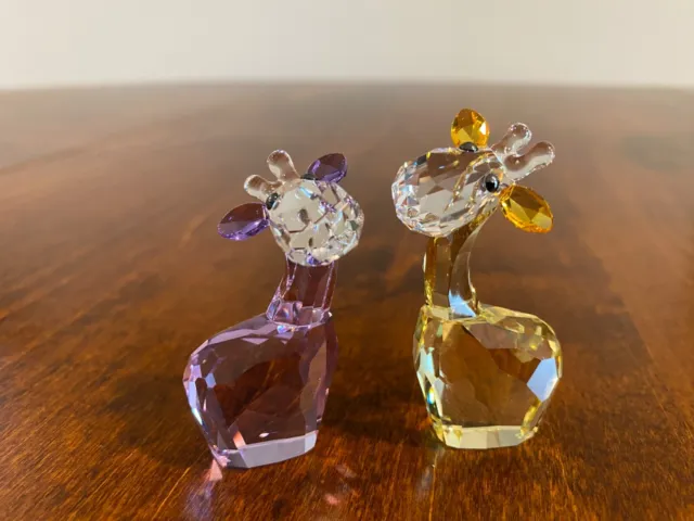 Swarovski Crystal Figurine - Lovlots Pioneer Chit and Chat (#5004632 MIB)
