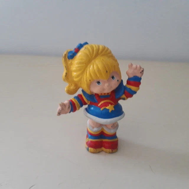 Rainbow Brite Doll Poupée Blondine Arc-en-ciel Indigo & Hammy