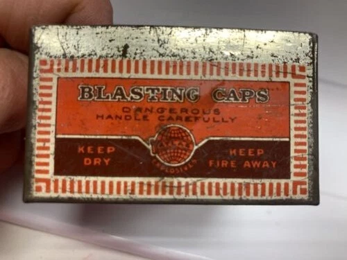 Atlas Powder Co. Blasting Caps Wilmington DE VTG Empty Tin Box, NO LID 2