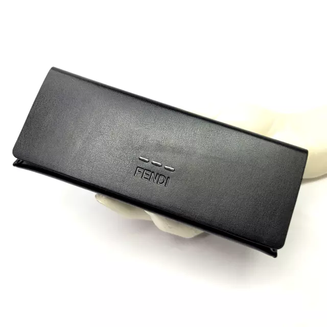Fendi Brillenetui M Schwarz + Putztuch Hartschalen Sonnenbrillen Box Magnet Case