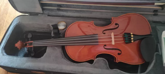 Stentor Conservatoire Violin 3/4 Excellent condition!