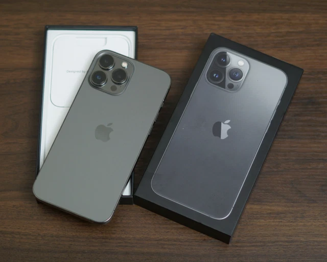 APPLE IPHONE 13 Pro Max Smartphone 128GB Space Gray A2484