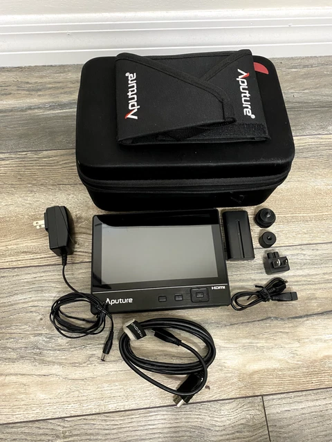 Aputure VS-2 V-Screen 7" IPS Field Monitor w/ Battery (read description)