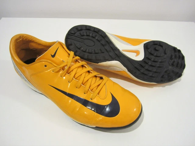 Nike Größe 44 / Nike Mercurial / Fußballschuhe / Noppensohle / retro / vintage