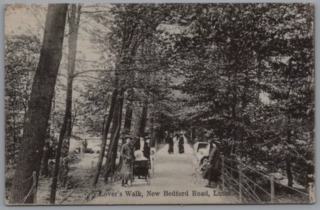 Luton Lovers Walk New Bedford Road Bedfordshire England Vintage Boots Postcard