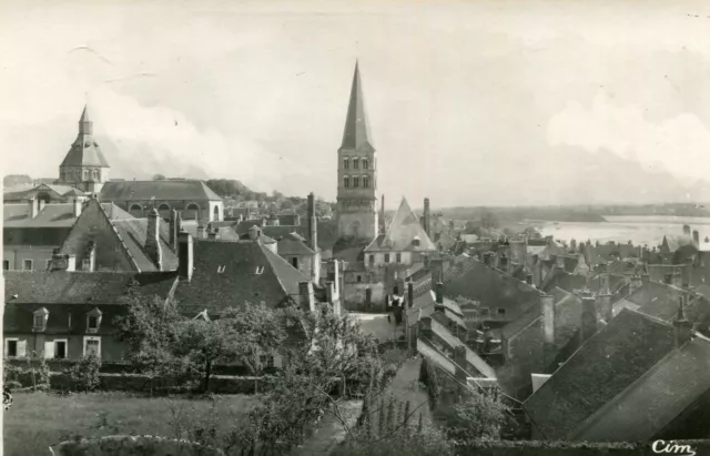 Carte LA CHARITE SUR LOIRE L'église et les vieux toits