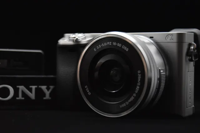 Sony Alpha A6000 24.3MP Digital Camera 16-50mm Lens JAPAN 【NEAR MINT】 #921