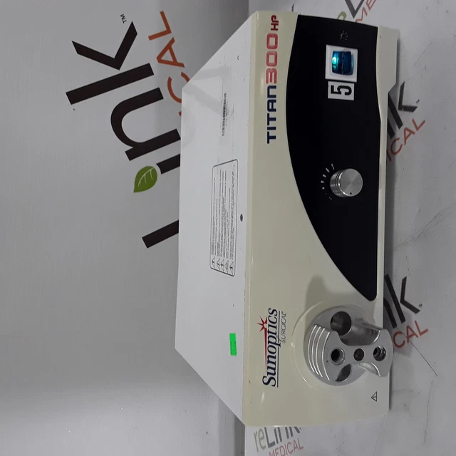 Sunoptics Surgical S300T Titan Light Source