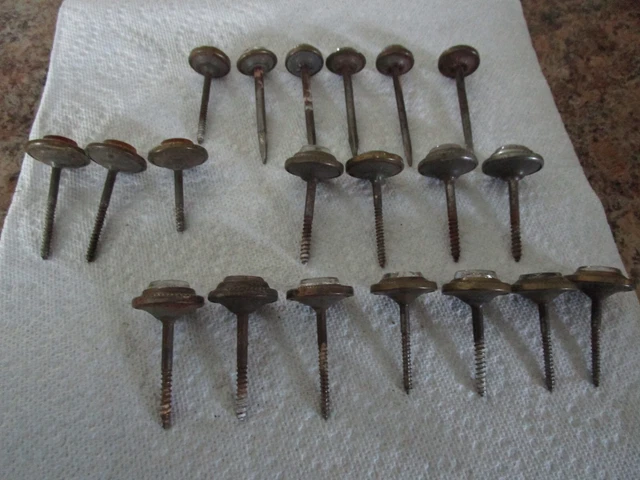 20 Victorian Sulfate Decorated Picture Hooks / Hanger Nails Pin Wheel Design 3