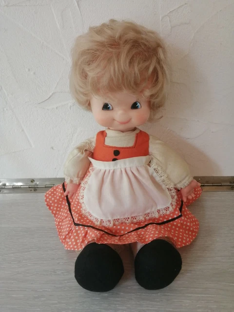 Poupée Vintage De Famosa Espagne