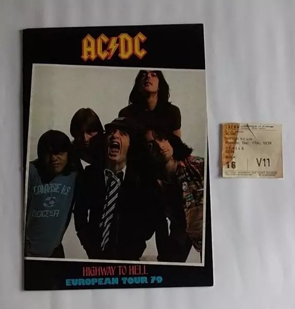 Ac/Dc Highway To Hell 1979 Tour Programme   With Ticket Stub