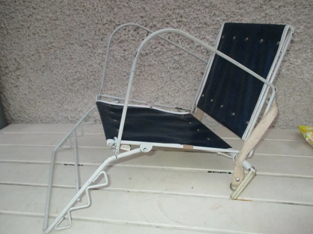 Siège pour enfant de vélo mobylette peugeot en métal et skaï des années 1960/70