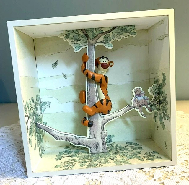 Tigger Shadow DISNEY/HALLMARK WINNIE THE Pooh Shadow Box-Tigger in a Tree-Hundred ...