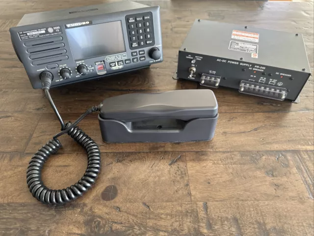 VHF Furuno FM 8900S + PR-240