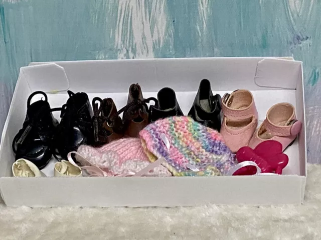Reborn Dolls Shoes,  5- Pairs Of Mixed Sizes,  1-Dummy,  2- Knitted Small Hats.