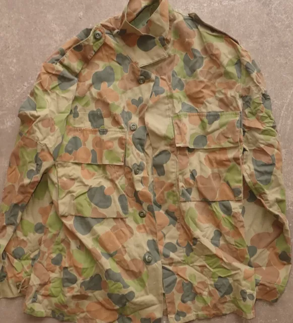 Australian Army camo shirt size 92S