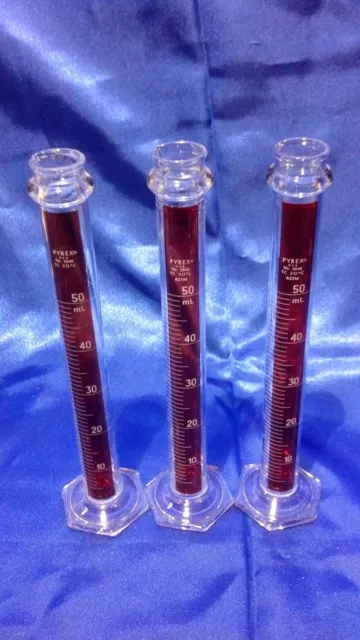 Belle échelle métrique rouge cylindre pyrex 3ea 50 mL à vie