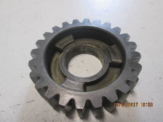 Pignon D'arbre Secondaire Pour Yamaha YZ 125 (1983-1985) - Occasion, état Correct
