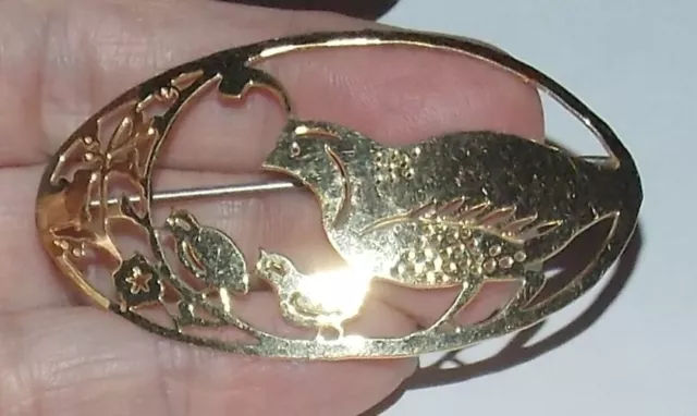 Wild Bryde Quail Cutwork Gold Metal Oval Pin Brooch Estate Jewelry