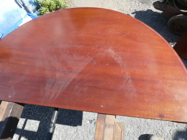 Large Victorian Oval Extending Wind Out Table On Castors 3