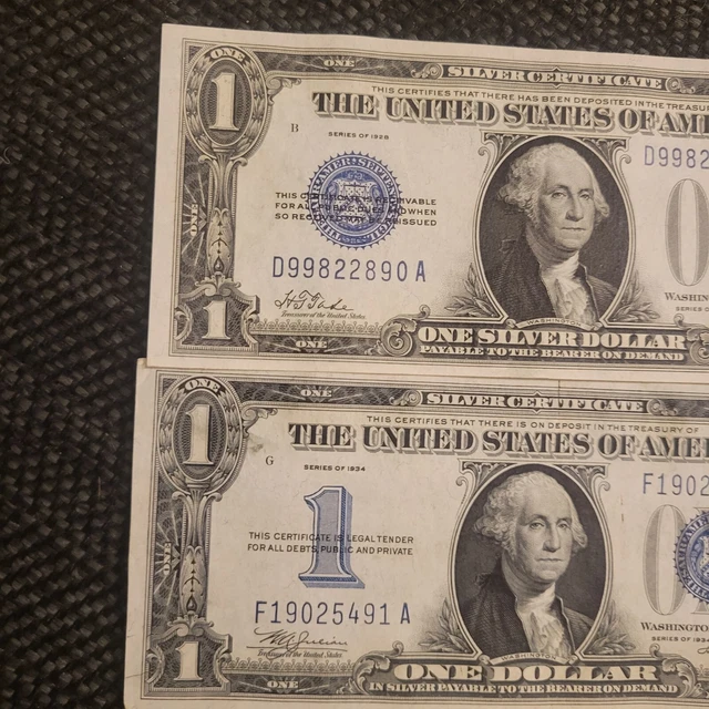 👀💎1928/1934 $1 Dollar Funny Back Silver Certificate Blue Seal Uncirculated 💎 3