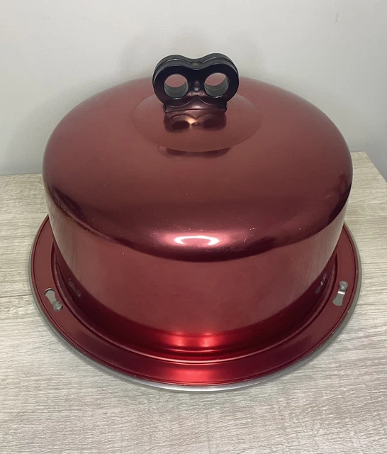 VINTAGE REGAL WARE Red Aluminum Covered Cake Taker Carrier Locking Lid