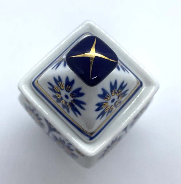 N2 Chinesisches Blau Weissgold Porzellankopf Inwerglas Topf Blumenurne Ornament 9