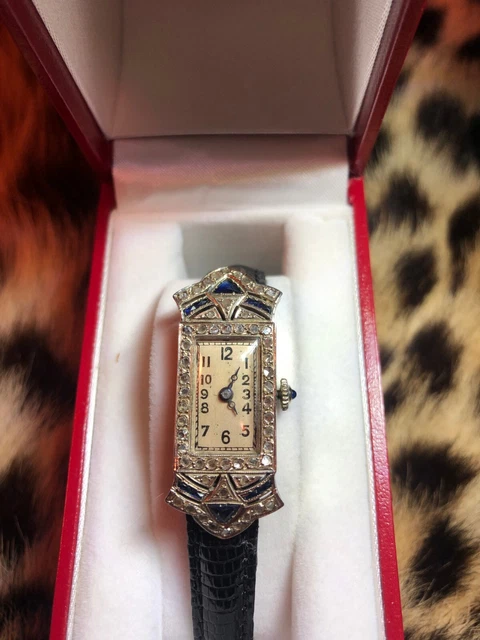 Montre Bulova Ancienne VINTAGE ANCIENNE MONTRE UNITED COLORS OF