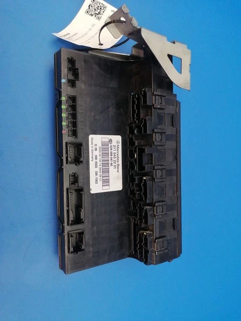 Mercedes-Benz E W211 Diesel Fuse relay box module SAM 2115452201 PUM38969