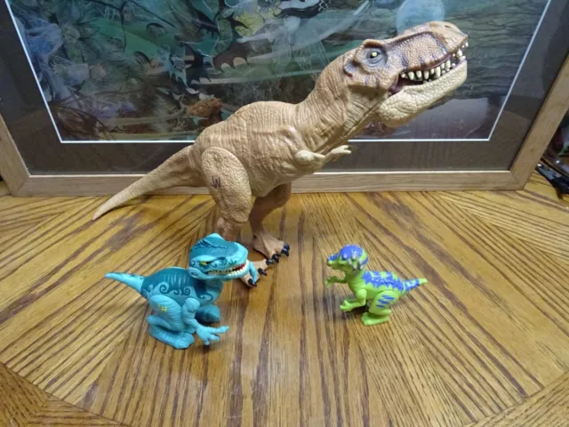 Jurassic World JW Tyrannosaurus T Rex Chomping Jaw Dinosaur & 2 Other JW Dino's