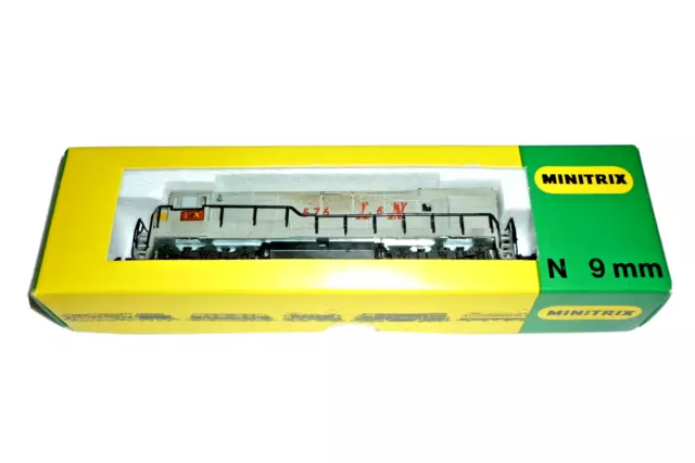 MINITRIX Modelleisenbahn Diesellok 51 2008 00  BR U 28C 576 ( L&N, LN )  OVP   N