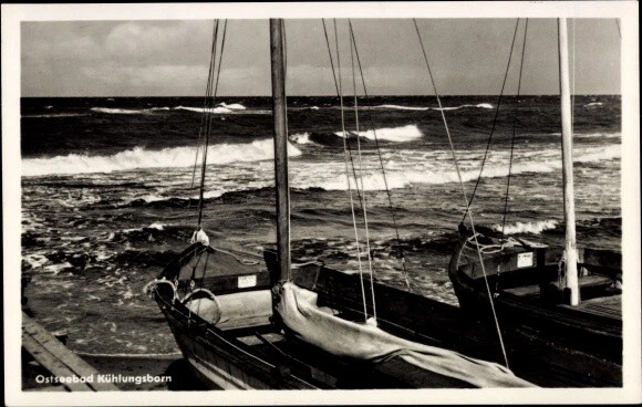 Ak Ostseebad Kühlungsborn, Brandung, Segelboote am Strand - 3840495