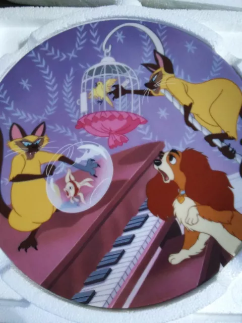 1992 The Walt Disney Collector Plate Lady and the Tramp Double Siamese Trouble