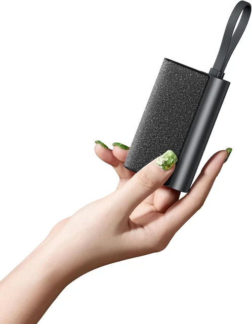 Power Bank 10000mAh Con Cavi Integrati – Ricarica Rapida 22.5W, 4 Uscite E 2 Ingressi, Compatibile Con Aerei