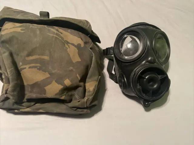 British Army S10 Gas Mask Avon Respirator Size 3 Military Surplus 1988