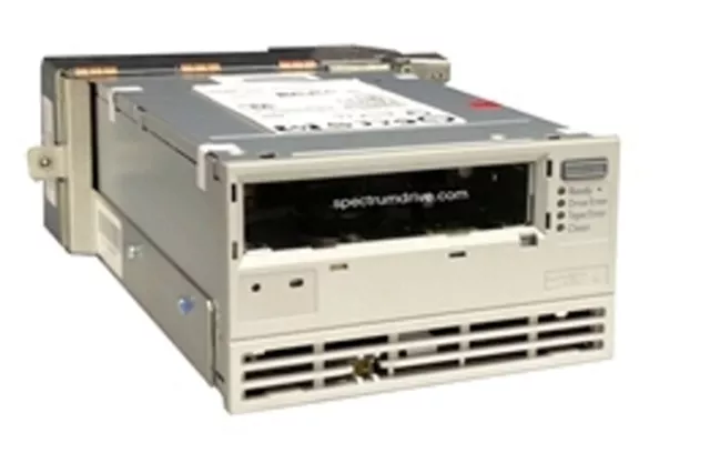 HP StorageWorks Ultrium 1840 80000306-101 internes Bandlaufwerk