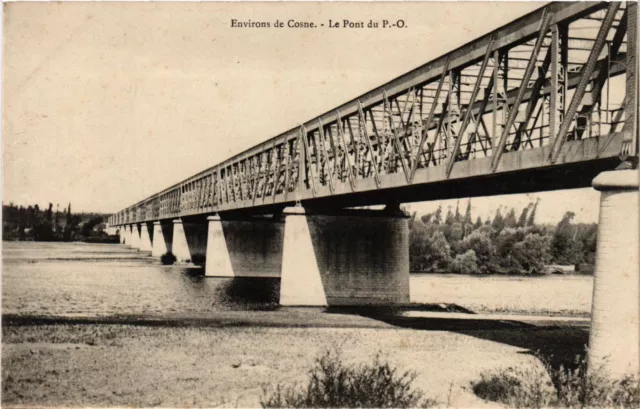 CPA Env. de COSNE - Le Pont du P.-O. (293060)