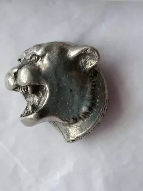 Lapel Pin 725 Silver Cougar Mountain Lion North & South America Wildcat