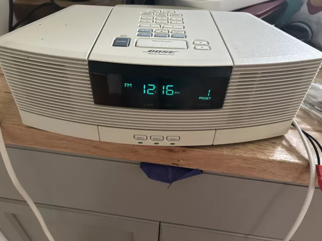 Bose Wave Radio/CD White Tested With Remote