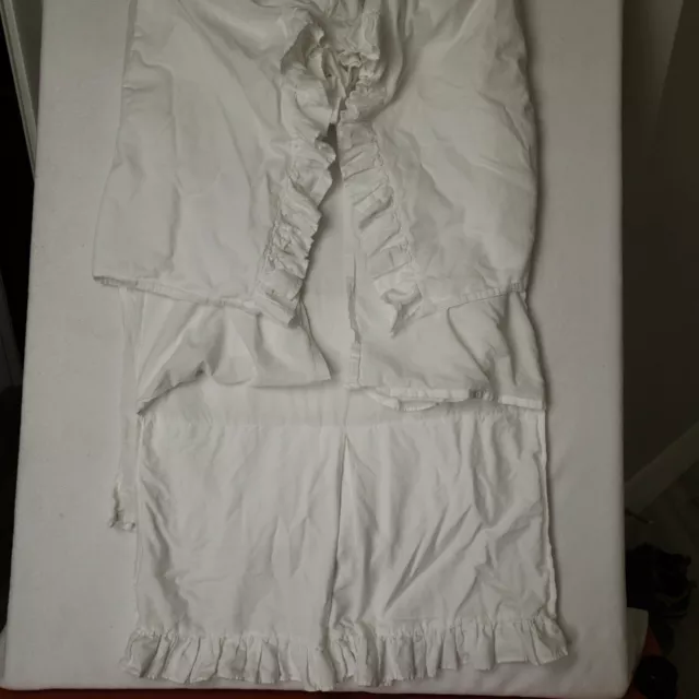Falda blanca para cuna con volantes Pottery Barn para niños talla 28X52X16 pulgadas 100 % algodón