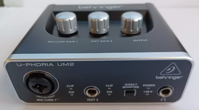 Behringer U-Phoria UM2 2 x 2 USB Audio Interface Microphone Pre-amp XLR/jack