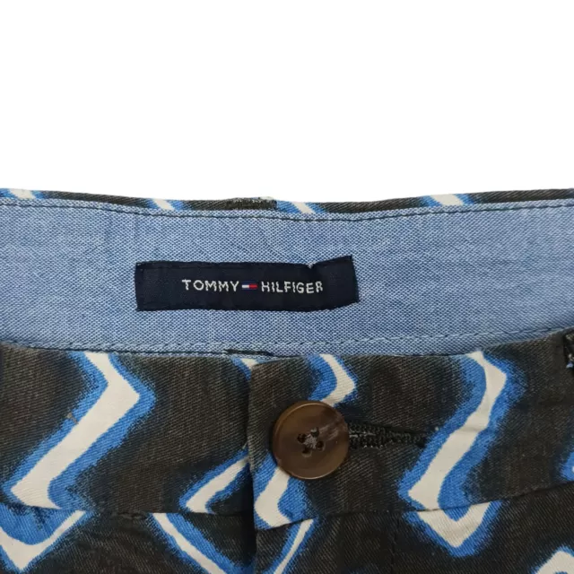 Tommy Hilfiger Chino Shorts Mens Sz. 34 Bermuda Navy Blue White Chevron Geo 3