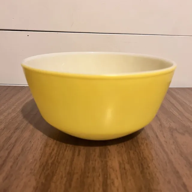 Vintage Anchor Hocking Yellow Bowl Fire King Oven Safe 8.5” #20 Mixing Bowl