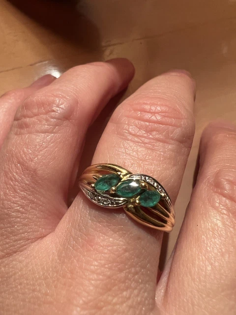 Bague Vintage Or Blanc 18k – Sertie Pierres Vertes & Diamant, Monture Enroulée – Taille 52