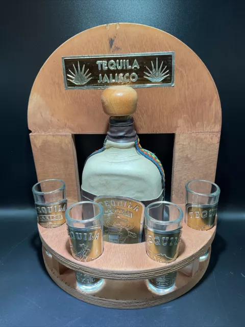 EMPTY GLASS LIQUOR BOTTLE 4 Shot Glasses Caddy Mexico Tequila Jalisco