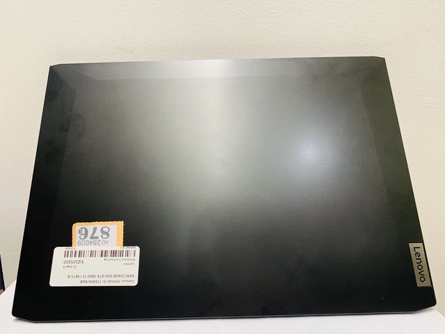 Lenovo IdeaPad Gaming 3 15IHU6 15" i5-11300H 8 GB RAM 256 GB SSD GTX 1650 W11